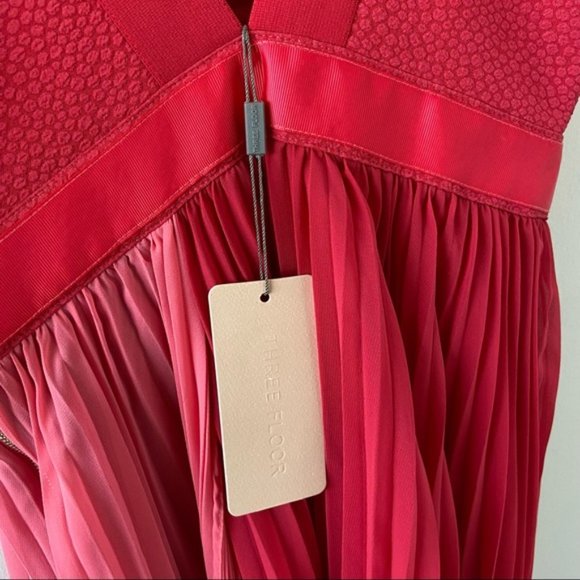 Three Floor Revolve pink paradise cocktail dress - Picture 8 of 8